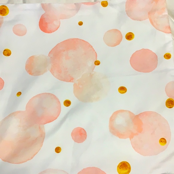 Peach Throw pillow Yak - Picture 3 of 3